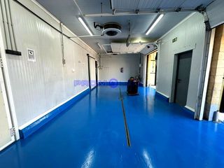 Lloguer Nau industrial a Bollullos de la Mitación. Alquiler del nave frigorifica en poligono pibo