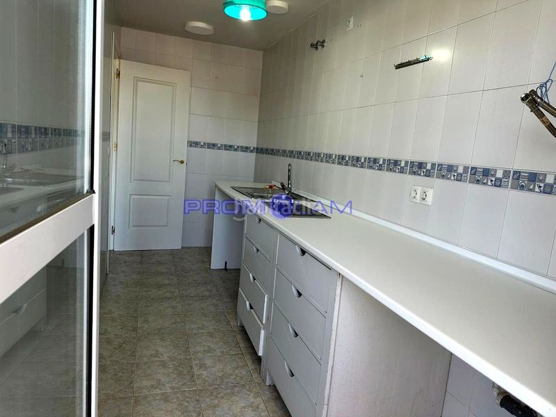 Foto 4bdb4f9e-d53f-4c34-892a-a1c72d27c7e0. Pis amb aparcament a Gelves
