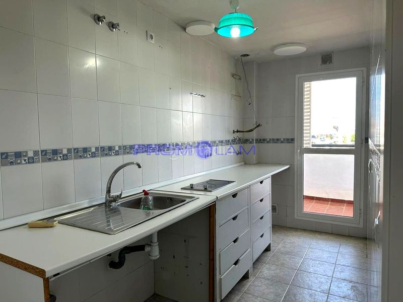 Foto 53d32329-aaad-4ee8-be13-dd5f9ce62de0. Pis amb aparcament a Gelves