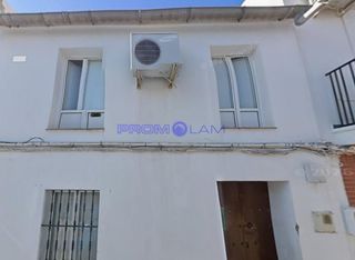 House  Severo daza. Alquilada adosada carrion de los cespedes