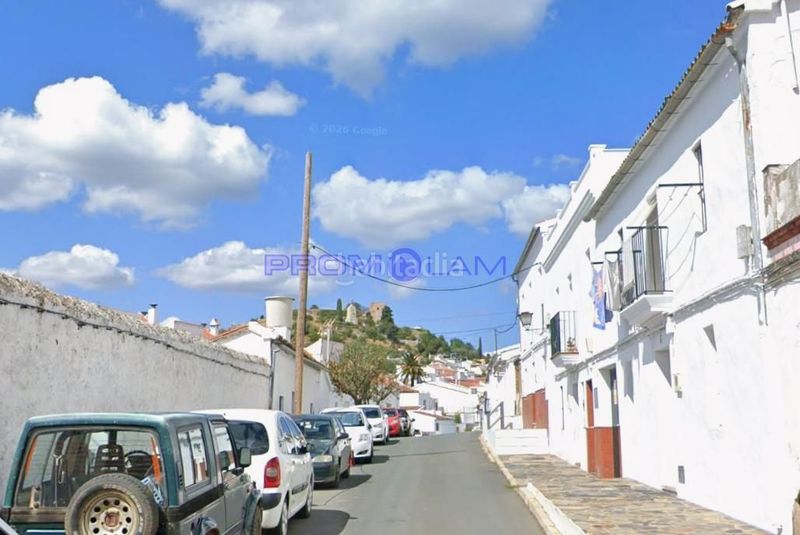 Foto 3f367d47-7fc5-49a2-b840-becec4419ce7. Casa a Constantina