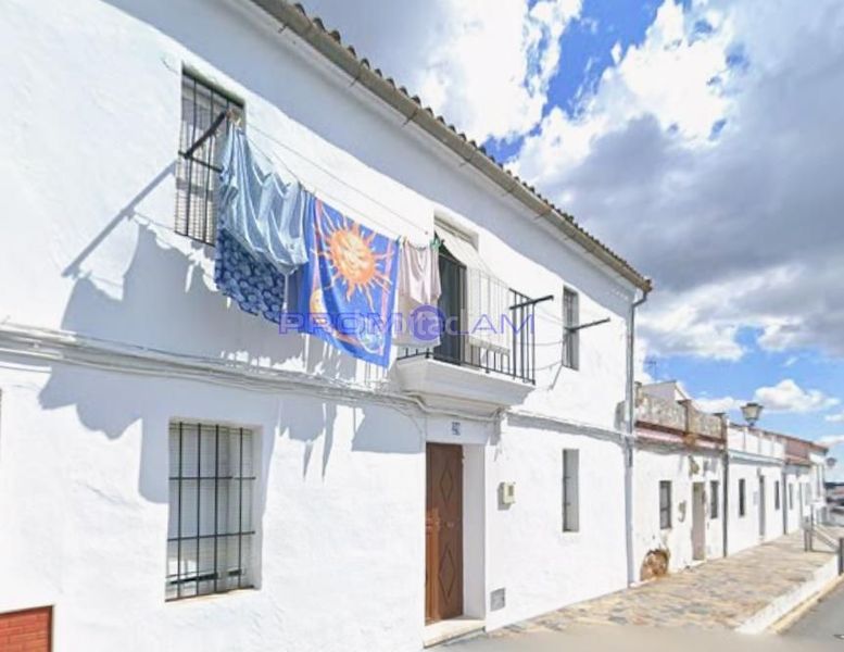 Foto 7147a5af-cc24-472a-970c-800997028672. Casa a Constantina