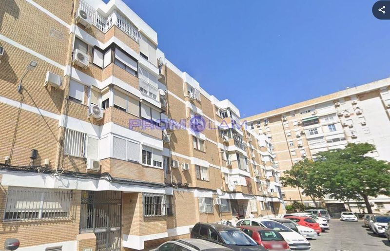 Foto be967238-abba-4f73-a003-dc1b05dc77ca. Pis a Juan XXIII - Rochelambert Sevilla