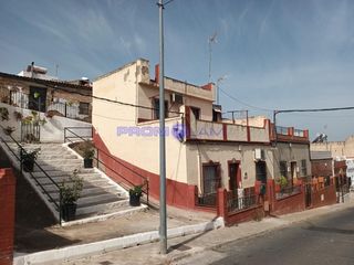 House  Manuel fernández campos. Adosada  calle manuel fernandez campos, puebla del rio