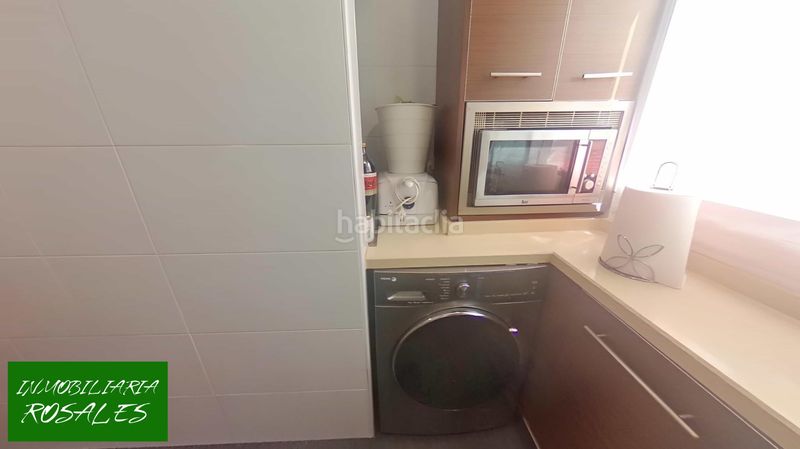 Foto 70eb9969-0514-47b4-9e62-ddcfc99ced8e. Rent flat in calle mendoza 17 in Parque Ayala - Jardín de la Abadía - Huelín Málaga