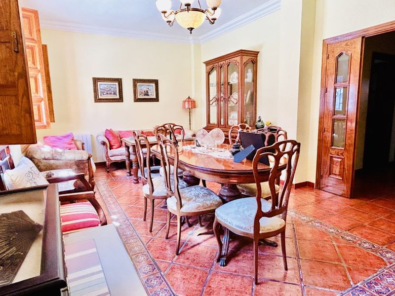 Foto d55c49b5-d33d-4664-b259-d65094ddb2df. Casa amb calefacció a Archidona