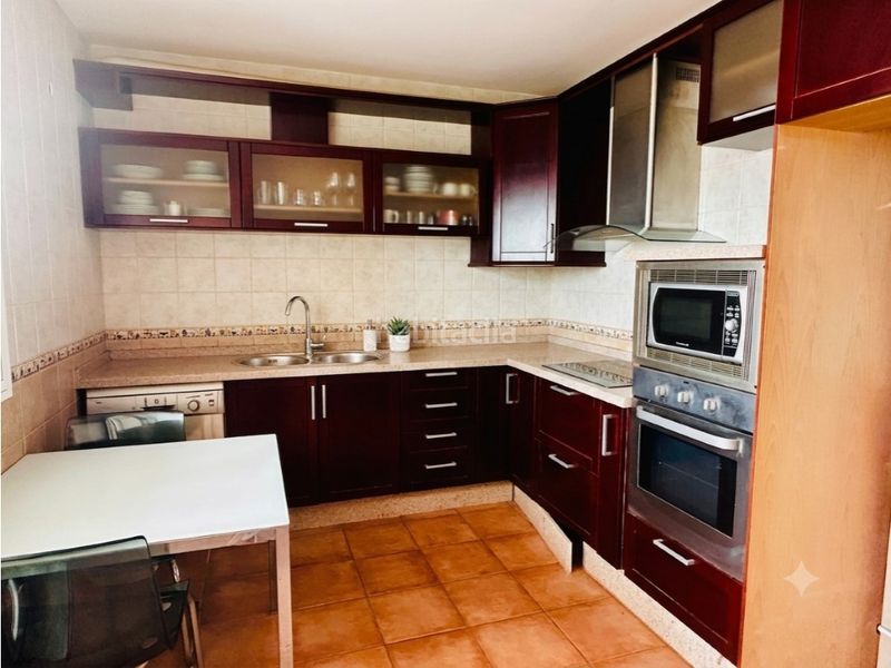 Foto 798e80ea-d704-4da7-9c29-604fc28cc30a. Duplex con parcheggio in Archidona