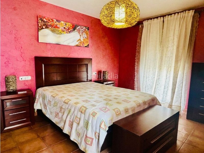 Foto fde45c3e-f540-49f7-b157-25f496c49a4a. Duplex con parcheggio in Archidona