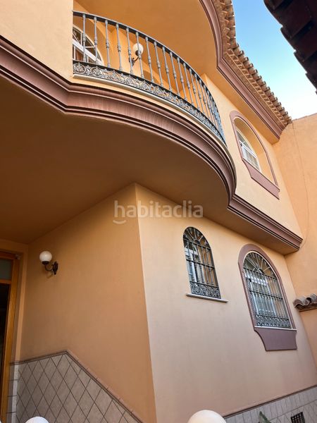 Foto 0269d098-0884-49fc-bd6d-31271f643b16. Casa adossada a estación de Cártama Cártama