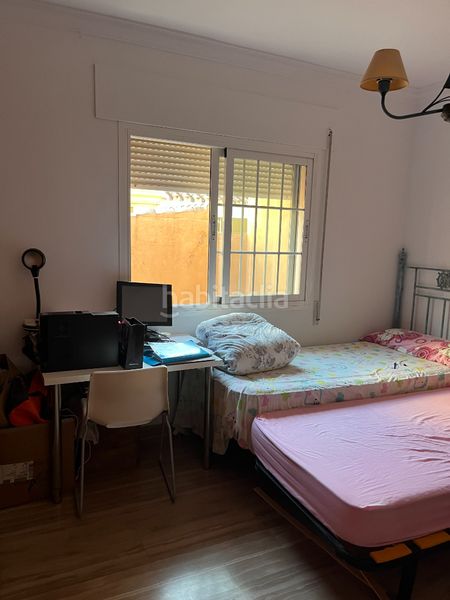 Foto 1eef59fb-e4c4-45b9-95fd-9dd071e4dea2. Casa adossada a estación de Cártama Cártama