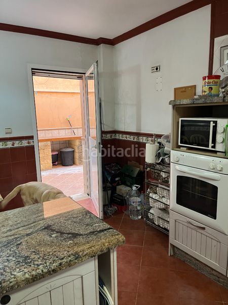 Foto 2d8aac5b-7afe-4a33-b853-da41927866b9. Casa adossada a estación de Cártama Cártama