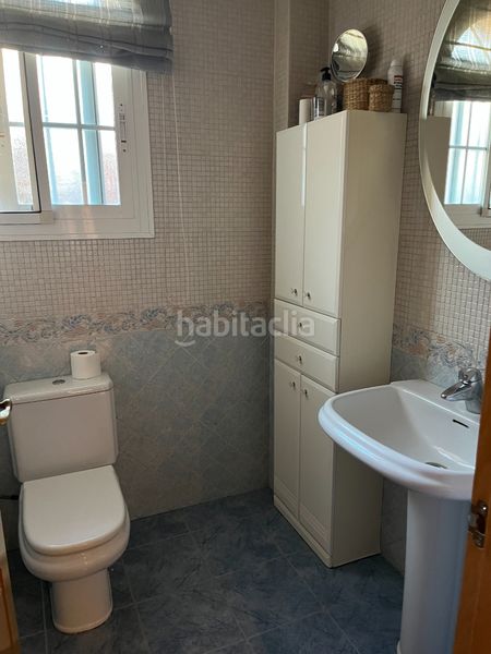 Foto 9845ee9c-74fa-4dc4-b323-adcbaffcc075. Casa adossada a estación de Cártama Cártama