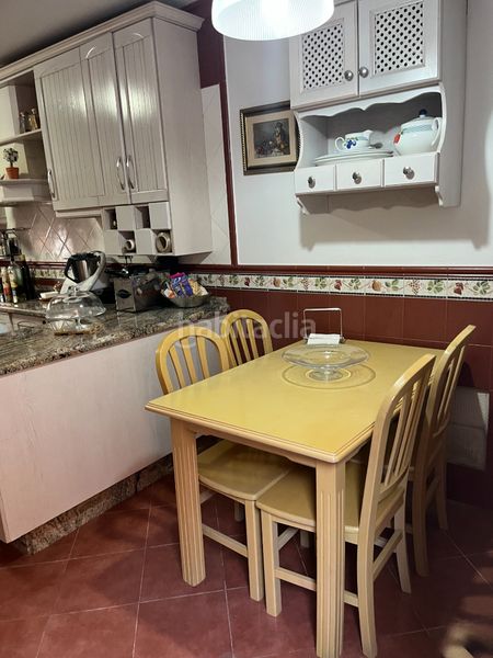 Foto 9cb7ac91-fce8-4af2-84f9-90fd56e4fcbc. Casa adossada a estación de Cártama Cártama