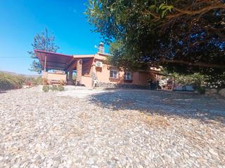 Country house in Calle cáceres 23