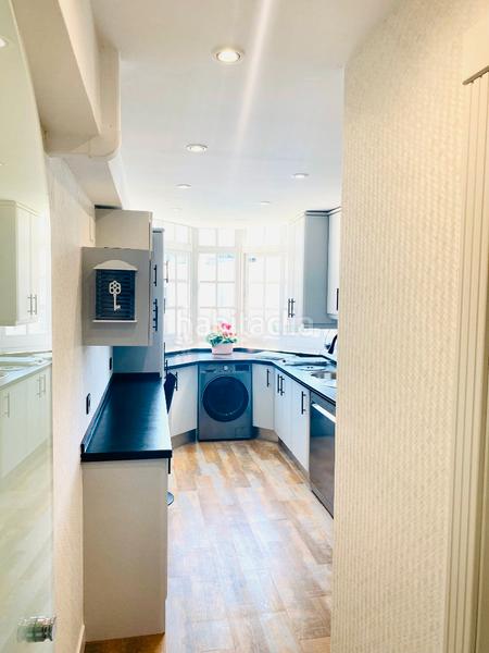 Foto b5dfcbfc-d90e-448b-a85b-a5895f3effa4. Alquiler piso en avenida antonio machado 43 en Puerto Marina Benalmádena