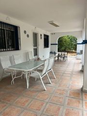 Rent Chalet in Buenavista-Lauro Golf. Alquiler de casa o chalet independiente en arroyo hondo la alque