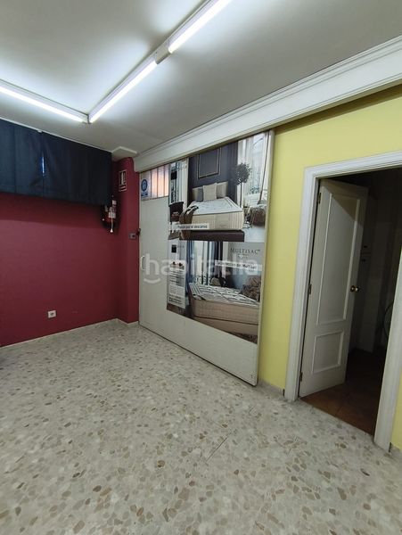 Foto fc877d05-e41a-4c1b-8f23-f7a36ff5fe12. Affitto edificio in Maracena