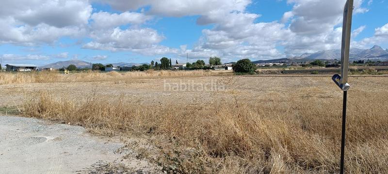 Foto c5c5fbd9-7294-463f-a2af-1e192192e88a. Fondo rustico in Albolote