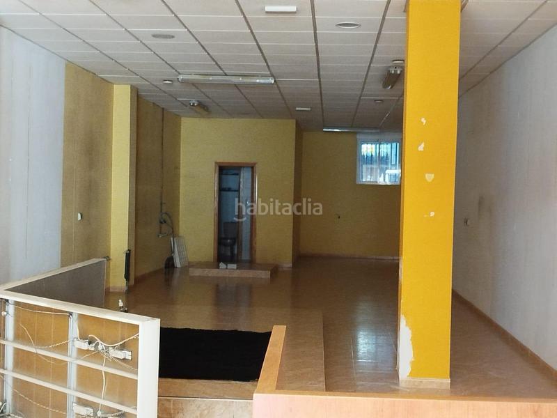 Foto 4559b8bc-825a-416a-8e89-8e0f9e67c8f5. Alquiler local comercial en Maracena