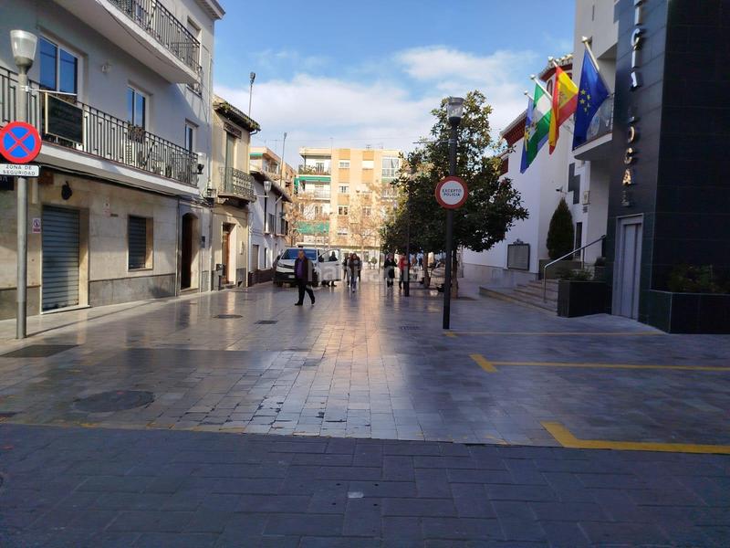Foto 99085912-0258-411d-bc78-9daeefa24e12. Alquiler local comercial en Maracena