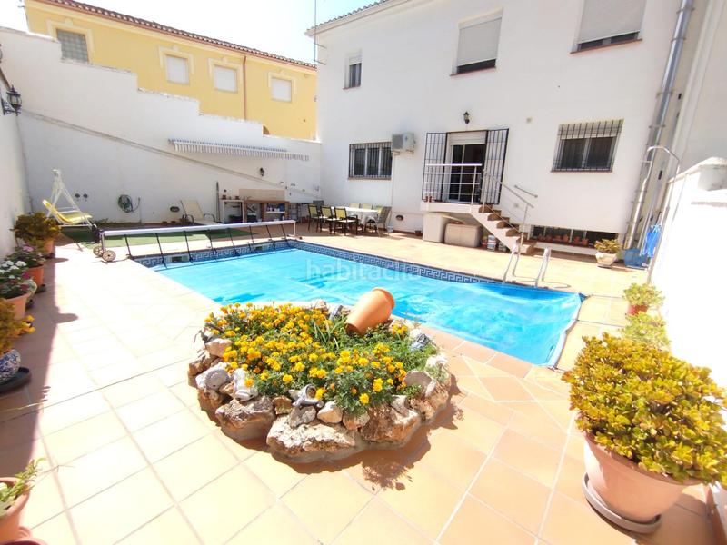 Foto 13046f1a-61d7-4bb7-b439-2f64de52bf74. Casa aparellada amb calefacció aparcament piscina a Güevéjar