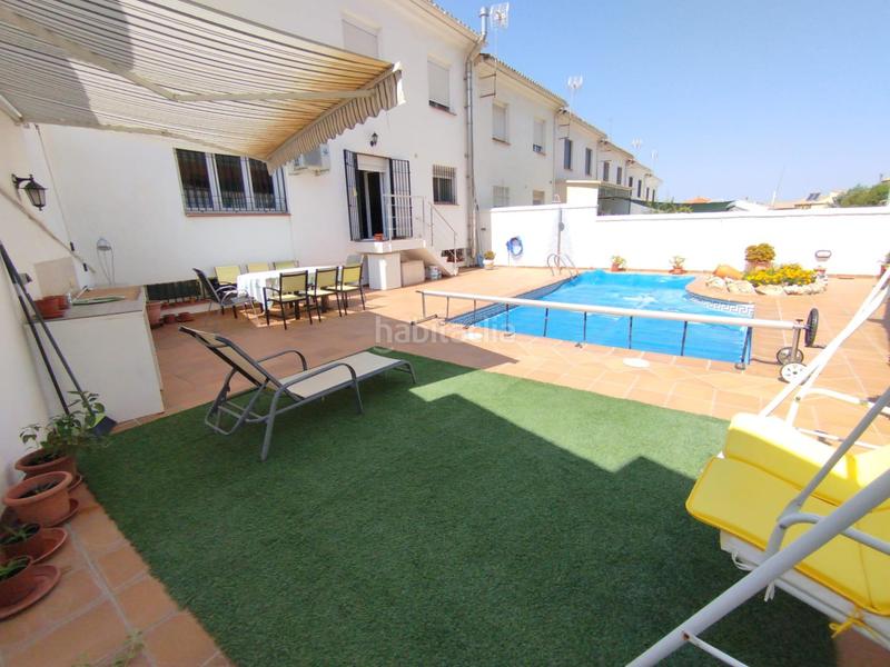 Foto 1600ced0-be32-4439-bb50-a8805123a643. Casa aparellada amb calefacció aparcament piscina a Güevéjar