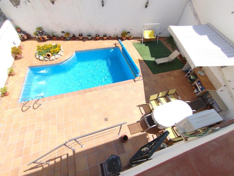 Foto 37b3ee04-8f44-48c9-a370-673645342713. Casa aparellada amb calefacció aparcament piscina a Güevéjar