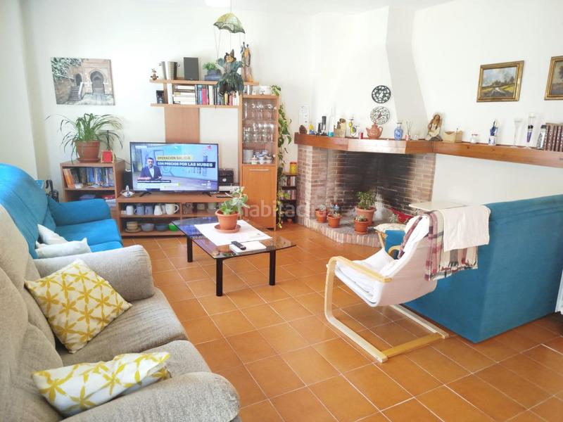 Foto 3d0b08b8-f95b-4036-be0b-ee11f9e5a164. Casa aparellada amb calefacció aparcament piscina a Güevéjar