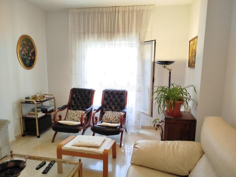 Foto 4245e0bc-6755-4f18-8577-0b9df4bf490f. Casa aparellada amb calefacció aparcament piscina a Güevéjar