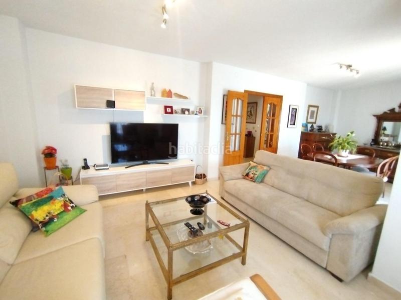 Foto 4cbb41bc-855b-42ea-bb8c-37582d70916a. Casa aparellada amb calefacció aparcament piscina a Güevéjar
