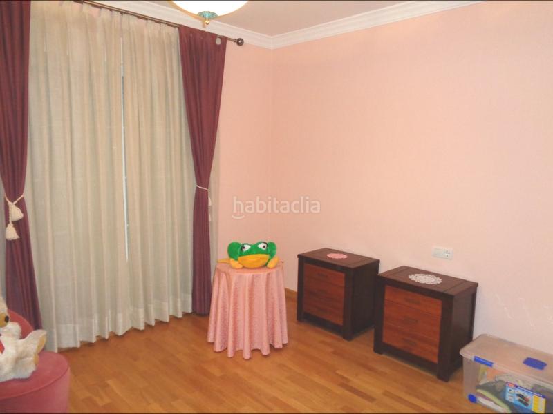 Foto 1fd3a4be-6b8f-439f-8511-a14a47194d8a. Semi detached house with heating parking in Maracena