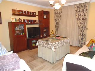 Maison jumelée à Maracena. Venta de casa zona centro de salud