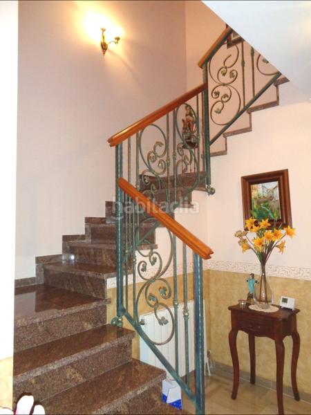 Foto ecaaa2b3-27c9-4b7f-b0b2-3b776f2e5f5e. Semi detached house with heating parking in Maracena