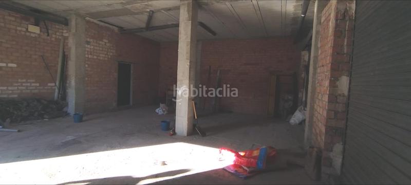 Foto be572e84-f81b-4a14-84e9-a0c3b94dd8f6. Rent business premise in Atarfe