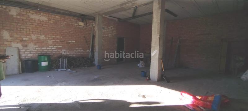 Foto 0847e271-416c-4ebd-896a-68525e207604. Location local commercial dans Atarfe