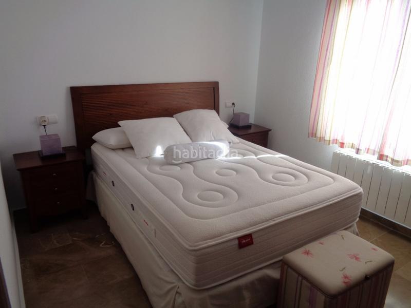 Foto 154f355e-5a7a-4479-a332-68e9c9ac01f3. Alquiler piso  junto comisaria de policia en Av. F. Garcia Lorca - Nueva Estación Autobuses Granada