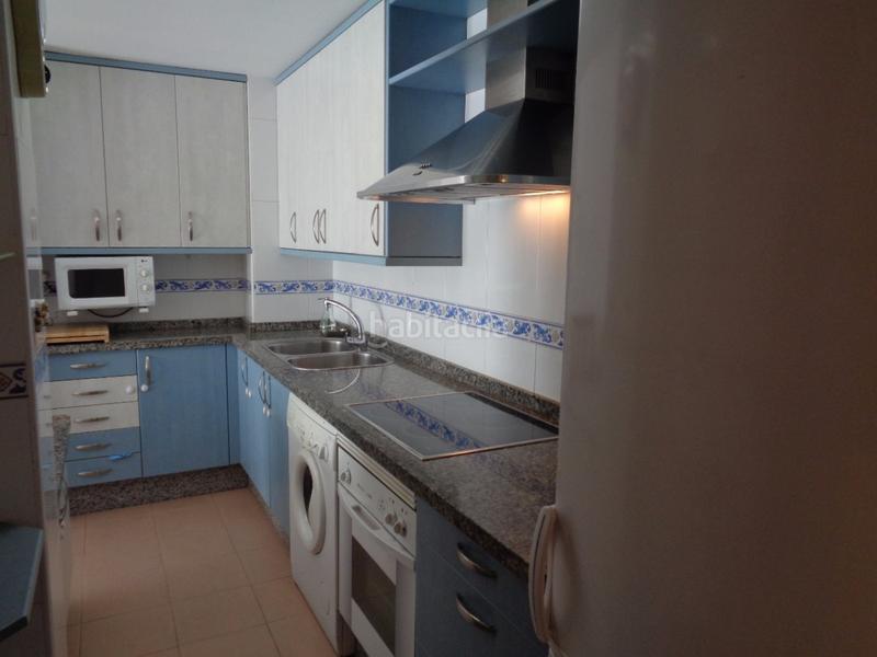 Foto c7236746-1def-4647-807e-a0b40f3fa13a. Lloguer pis amb calefacció aparcament piscina a Av. F. Garcia Lorca - Nueva Estación Autobuses Granada