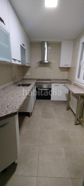 Foto ef98adab-9dd0-438b-aa2a-dad16a793a23. Location appartement avec chauffage parking piscine dans Granada