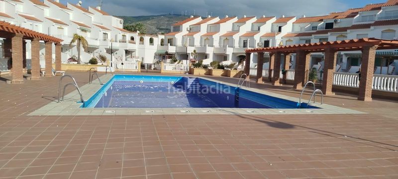 Foto 7900abfb-7d27-4ef0-a66e-e8dd97779765. Casa adossada amb aparcament piscina a Calahonda - Carchuna Motril