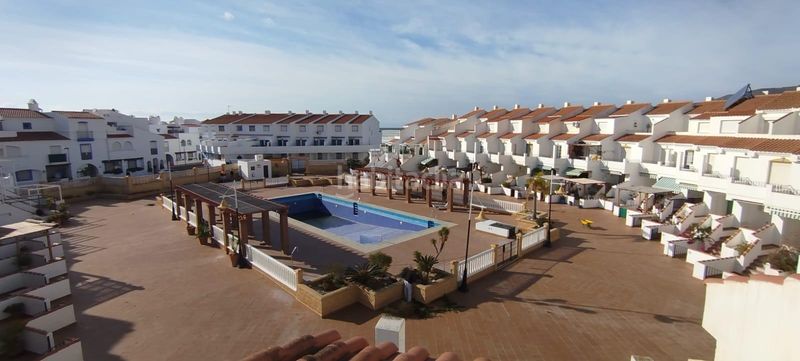 Foto 9aae4f26-0596-4050-9b56-1e174189417d. Casa adossada amb aparcament piscina a Calahonda - Carchuna Motril