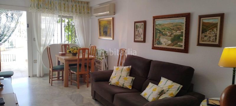 Foto bc35e82c-ac53-4f4e-b378-ca5f9bf4faa4. Casa adossada amb aparcament piscina a Calahonda - Carchuna Motril