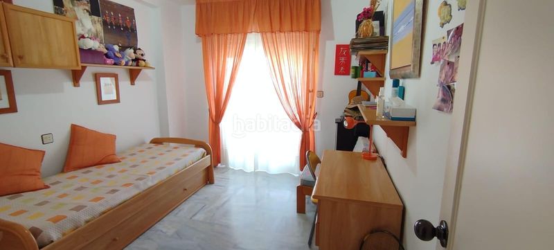 Foto e22877eb-b908-4132-9501-7e5b1e4fef8b. Casa adossada amb aparcament piscina a Calahonda - Carchuna Motril