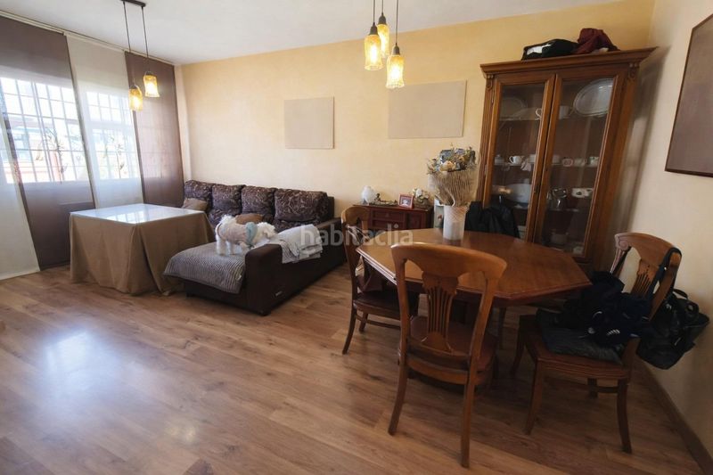 Foto e463bd40-0755-4120-81f2-9e834022672c. Casa adossada amb calefacció aparcament a Maracena