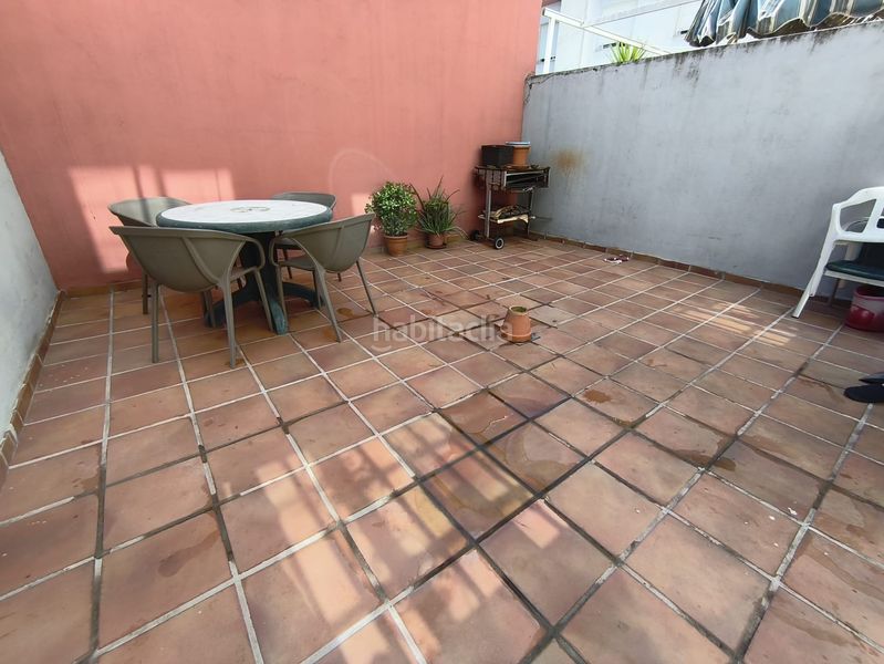 Foto f4d06785-fa25-4009-b05a-847bfa288521. Casa adossada amb calefacció aparcament a Maracena