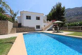 Xalet a Camí vell alt de dénia a xabia 123. Villa en dénia, zona montgó, con impresionantes vistas panorámic