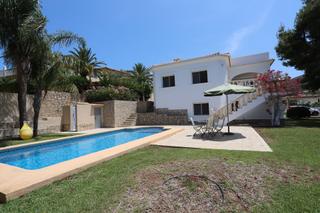 Chalet à Camí vell alt de dénia a xabia 123. Villa en dénia, zona montgó, con impresionantes vistas panorámic