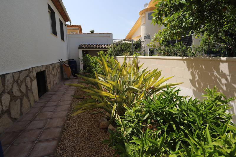 Foto d4b5f92e-a451-44b5-80c9-d265a7ae42d2. Chalet en camí guadiana 28 en Poblets (els)