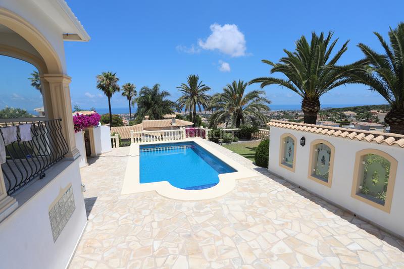 Foto a85b4f2f-bb7f-4af8-aad9-7e1d40b92dc5. Xalet a carrer medussa 44b a La Pedrera-Vessanes Dénia