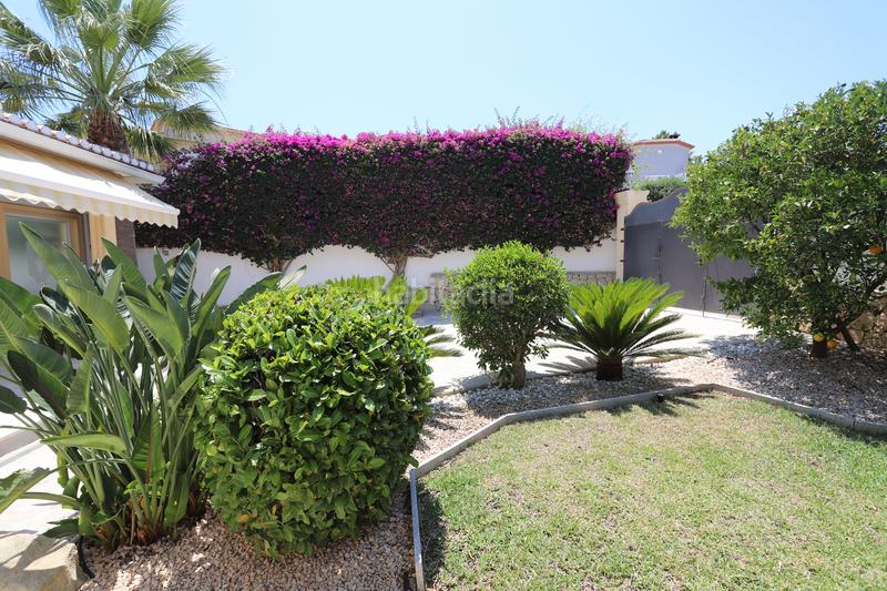 Foto f936d549-ae8b-4fd8-8947-304eff9a79ac. Xalet a carrer medussa 44b a La Pedrera-Vessanes Dénia