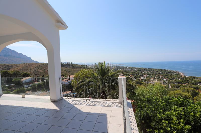 Foto 5a8dba64-1304-45fb-a077-ef916edcf4fd. Chalet in carrer siri 25 in Las Rotas / Les Rotes Dénia